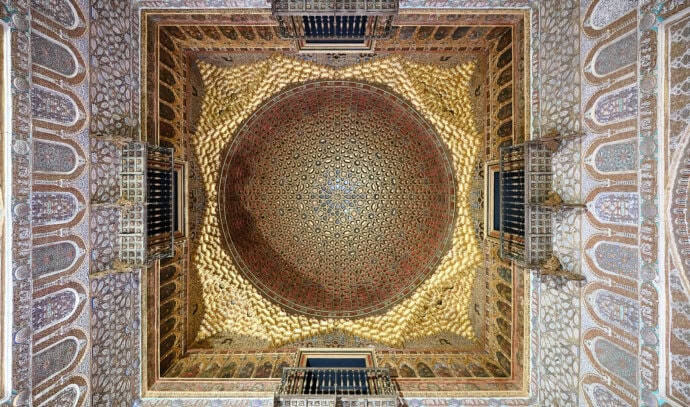 Kuppel der Botschafterhalle im Alcazar in Sevilla