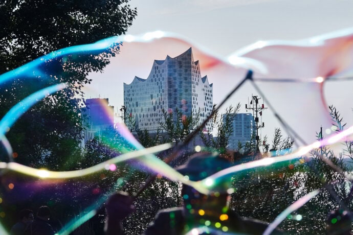 Blick auf die Elbphilharmonie
